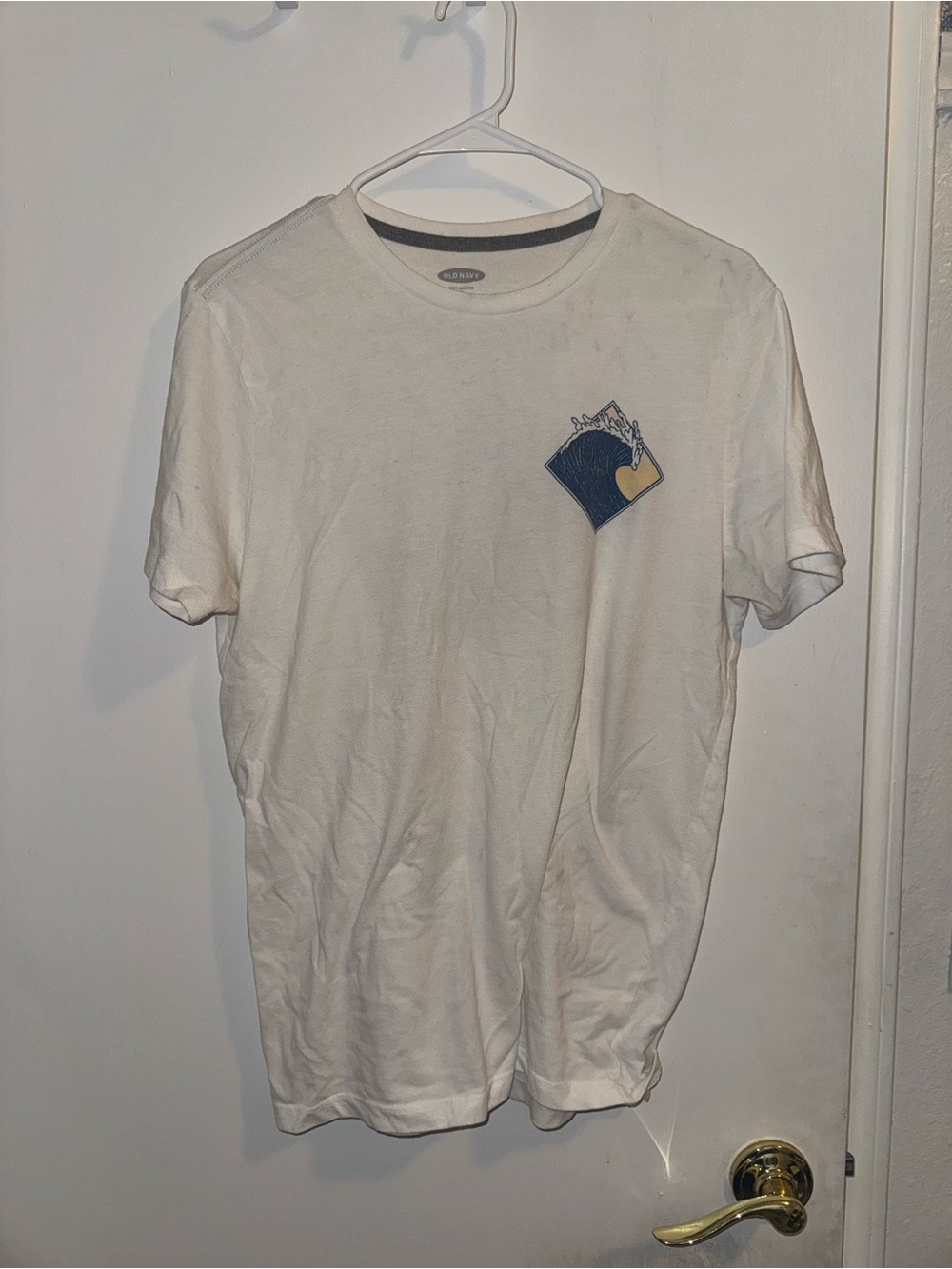 Classic White Graphic Crew Neck T-Shirt - old navy